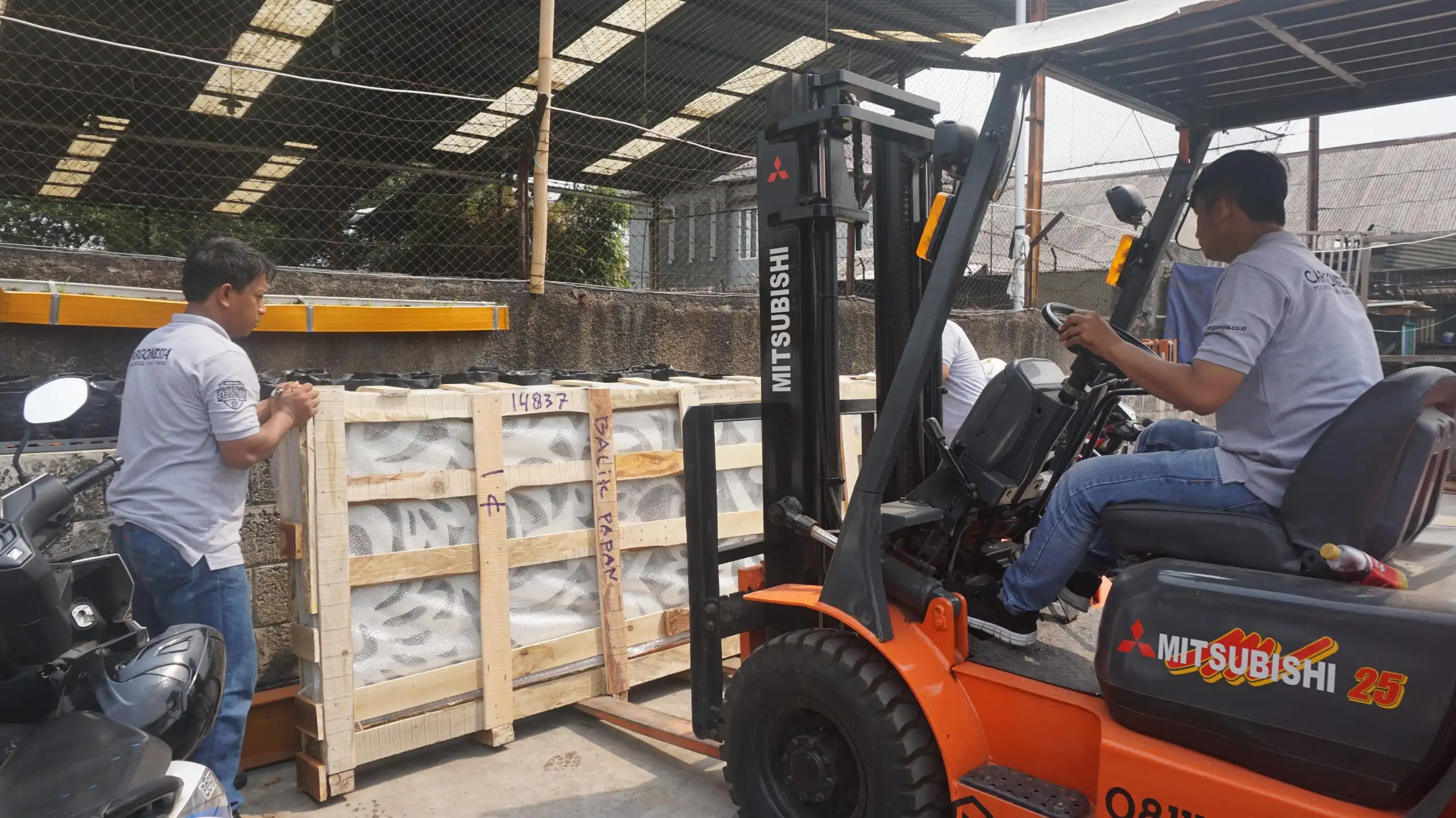 Jasa Ekspedisi Jakarta ke Redeb Berau Jasa Ekspedisi Jakarta Ke Tanjung Redeb/Berau