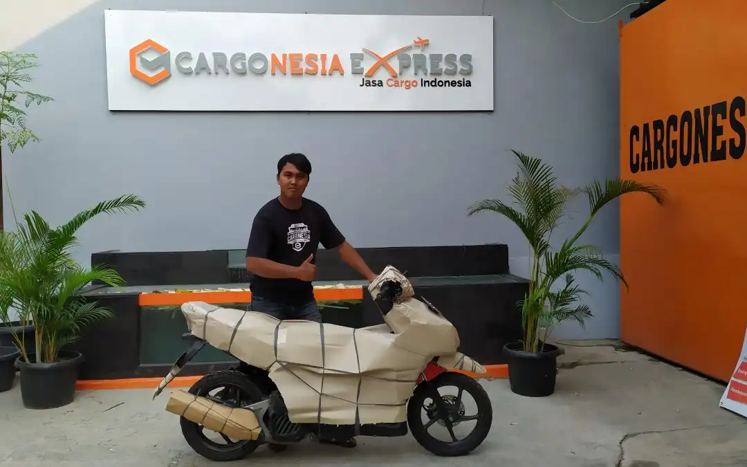 Tarif Pengiriman Motor ke Seluruh Pulau Indonesia oleh Cargonesia Express