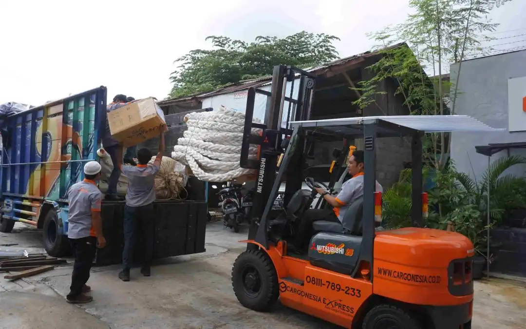 Layanan Ekspedisi Dari Jakarta Ke Pontianak | Cek Ongkir Murah Pengiriman Jakarta Ponianak