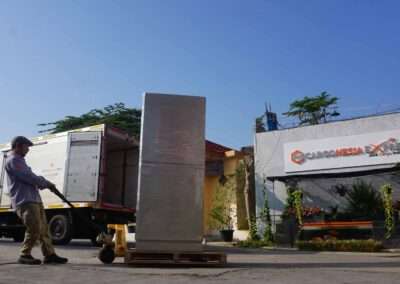 jasa cargo surabaya ke manado