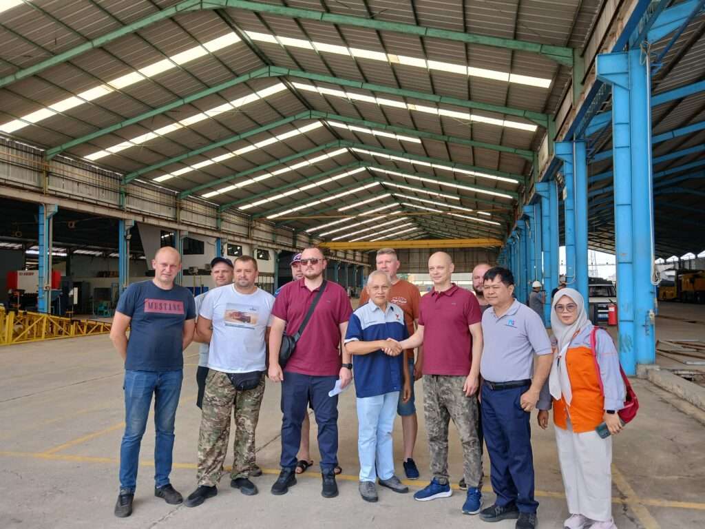CS Nurbayanti dengan Customer